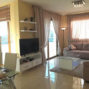 Rezial Apartament Larnaca